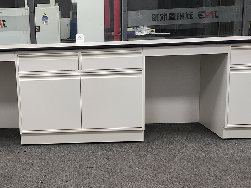 Full Steel Lab Workbench Case: Strong & Reliable Laboratory Solutions