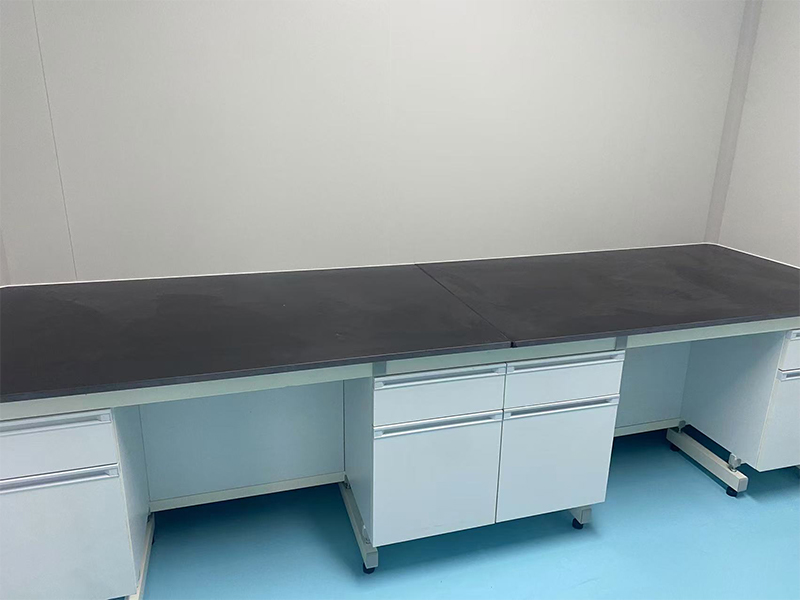 steel-wood laboratory bench
