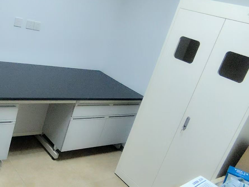 steel and wood laboratory table