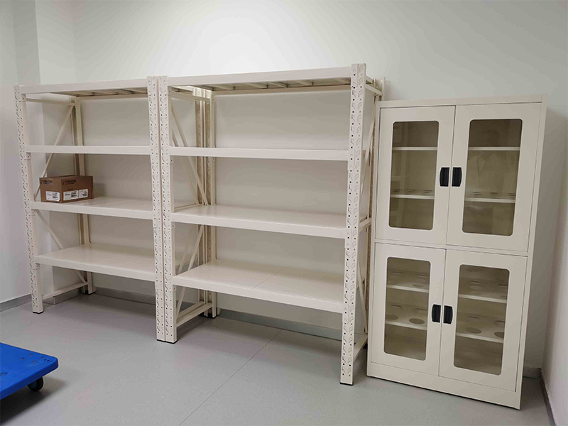 laboratorium glasware kabinet