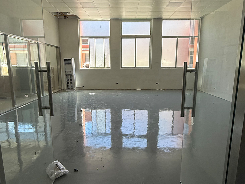 volstaal laboratorium werkbank