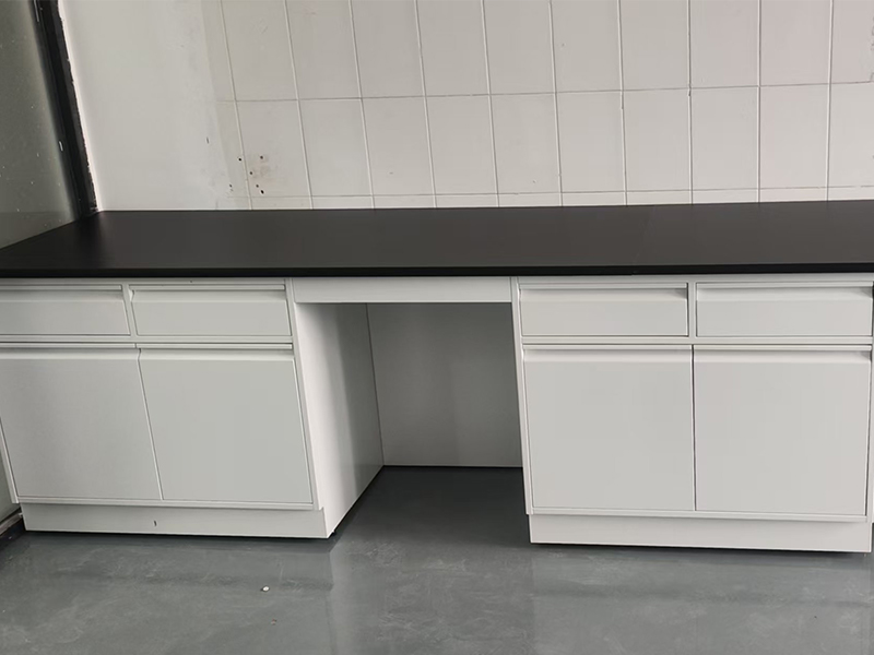 volstaal laboratorium werkbank