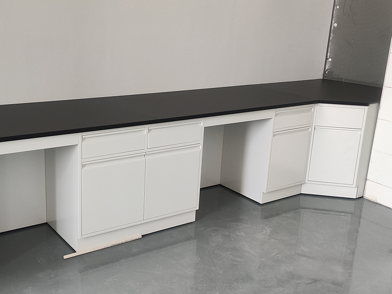 volstaal laboratorium werkbank