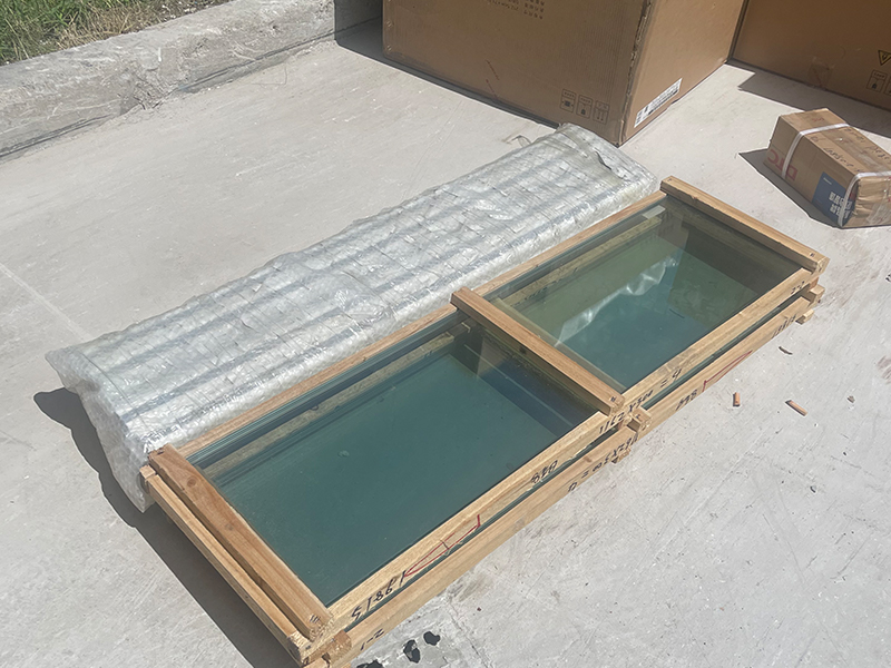 full-steel lab bench