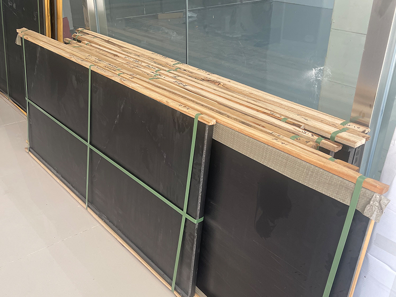 full-steel lab bench