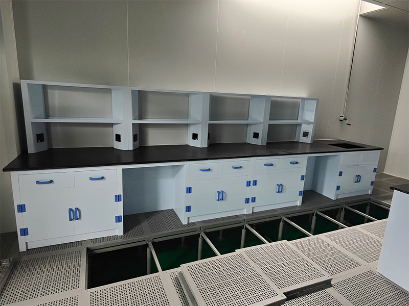 1770011592101334.jpg Laboratorium Werkbank