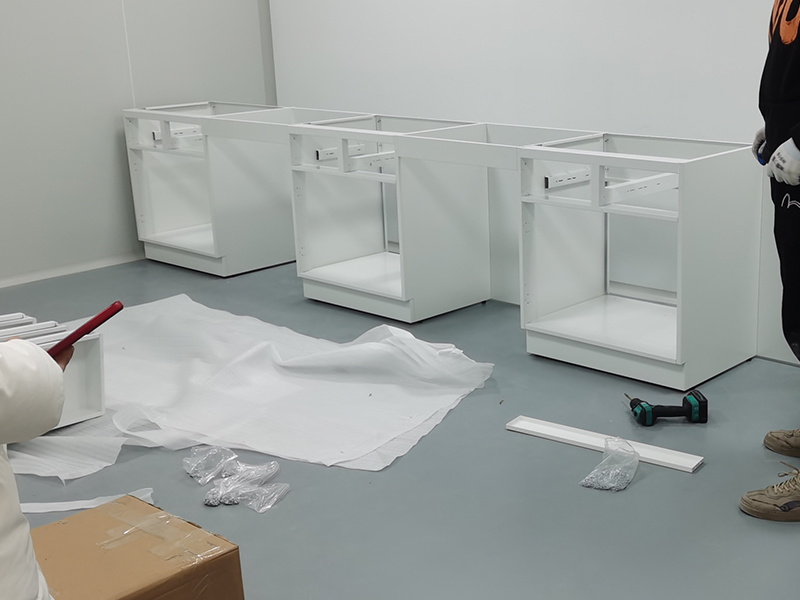 volstaal laboratoriumtafel